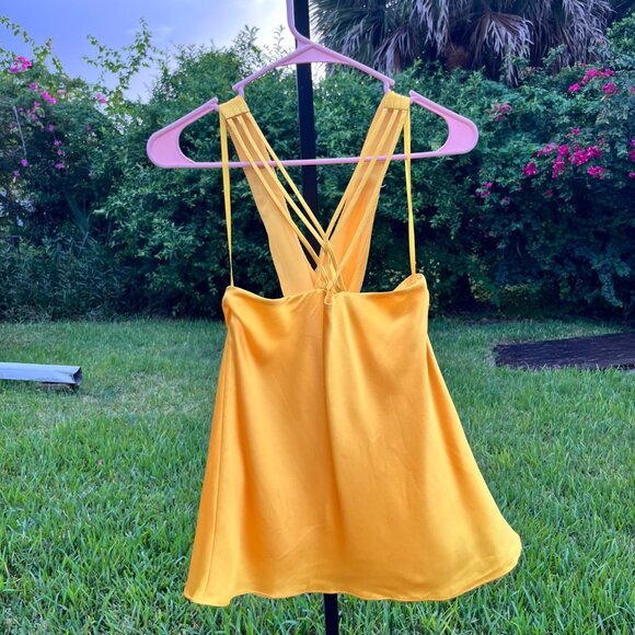 Veronica Beard Stewart Charmeuse Silk Top in Bright Sunset Yellow Size 6 - Picture 5 of 11